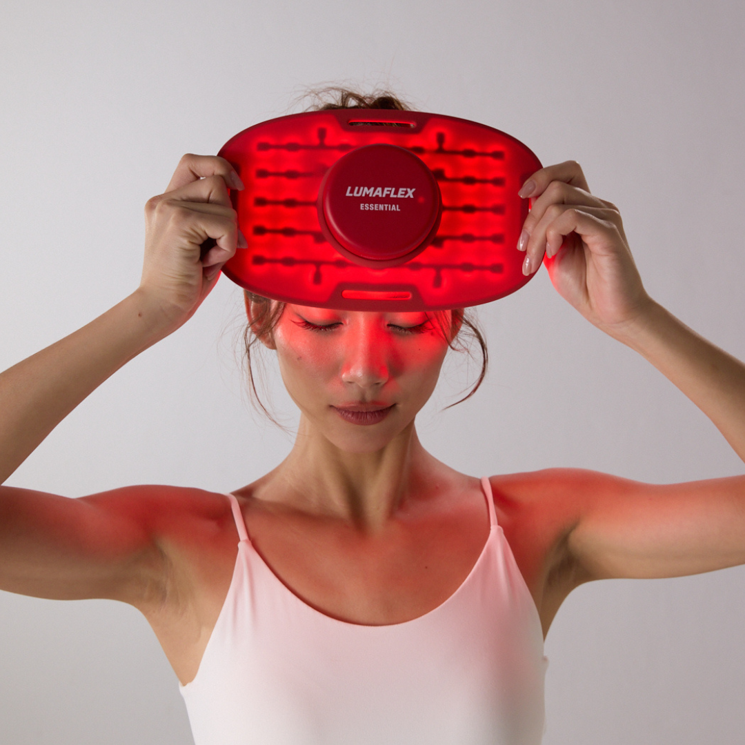 LumaFlex® ESSENTIAL portable red light and near-infrared (NIR) lamp
