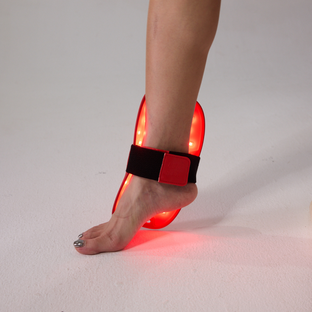 LumaFlex® ESSENTIAL portable red light and near-infrared (NIR) lamp