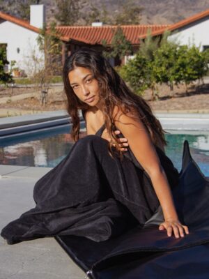 HigherDOSE® body sauna towel