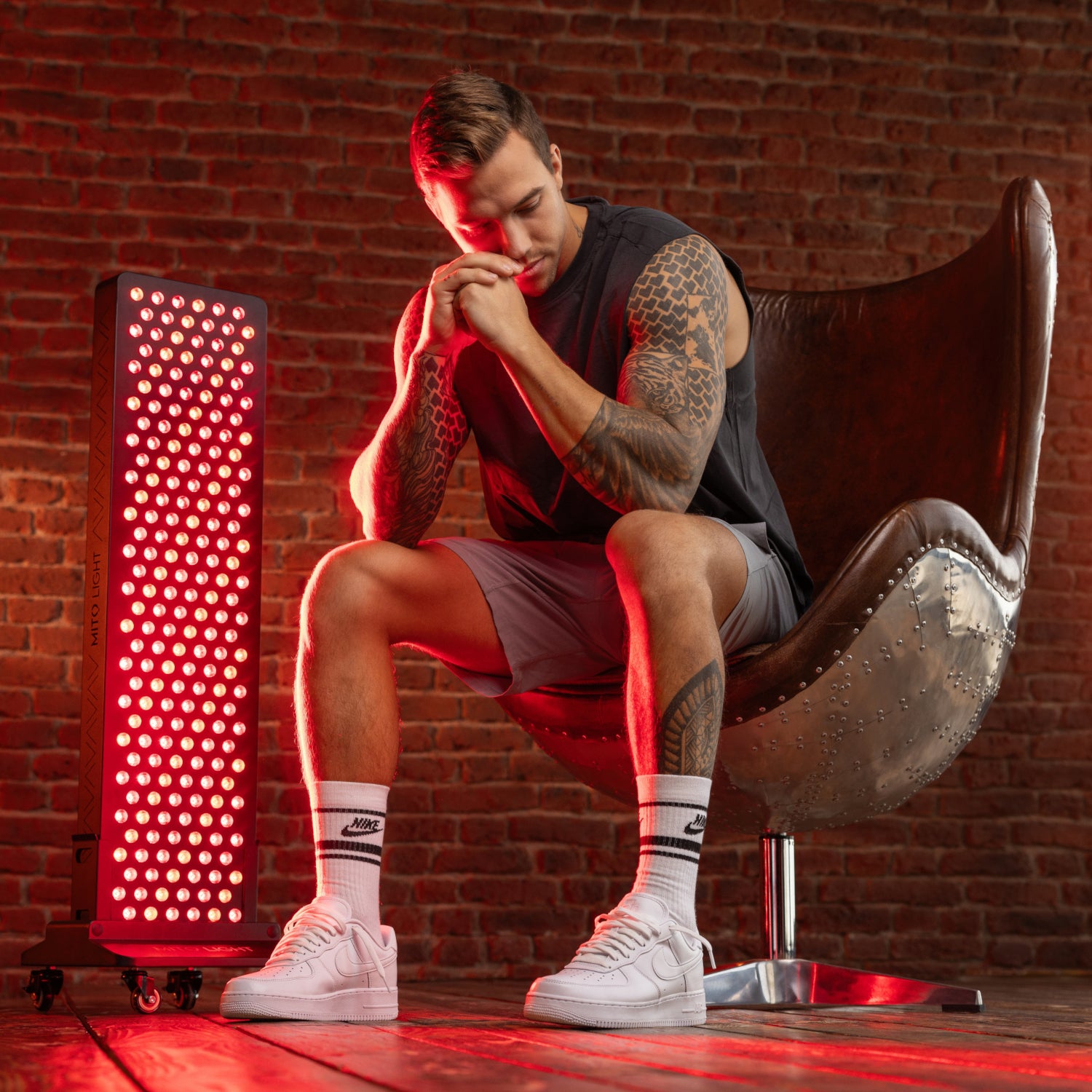 MITO LIGHT® Biohacker 4.0 red and near-infrared lamp