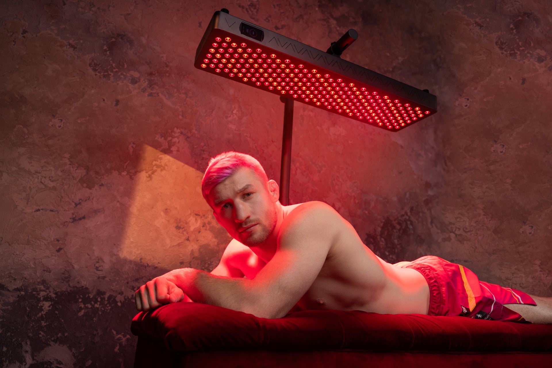 MITO LIGHT® Biohacker 4.0 red and near-infrared lamp